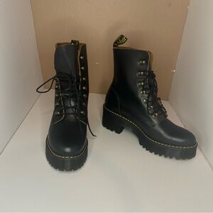 Black Dr. Martens Leona vintage smooth heeled platform boots size 9